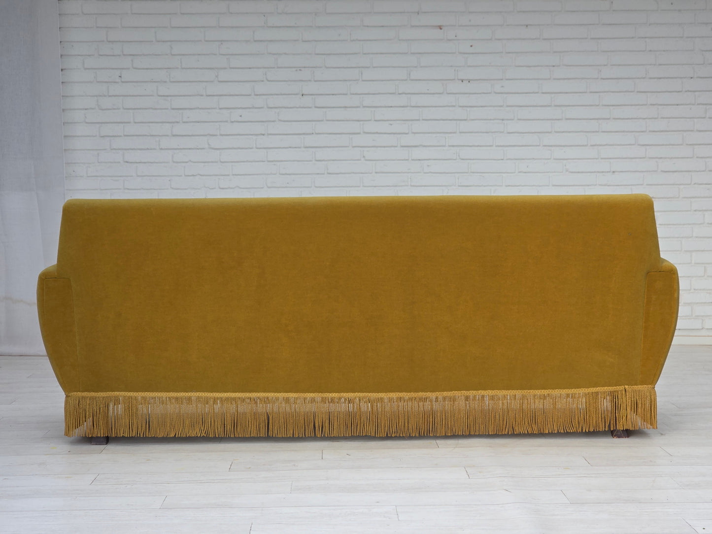 1970s, Danish 3-seater sofa, original light green furniture velour.
