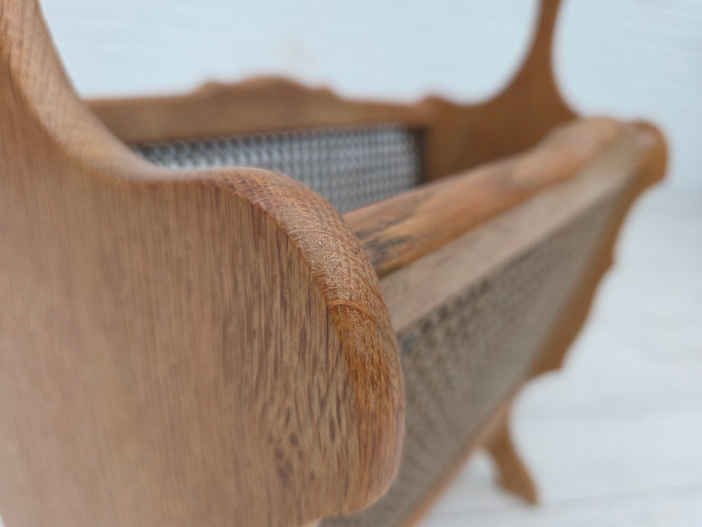 1970s, Danish newspaper holder, solid oak wood, furniture mesh.