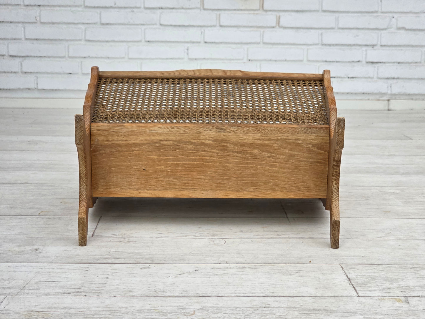1970s, Danish newspaper holder, solid oak wood, furniture mesh.