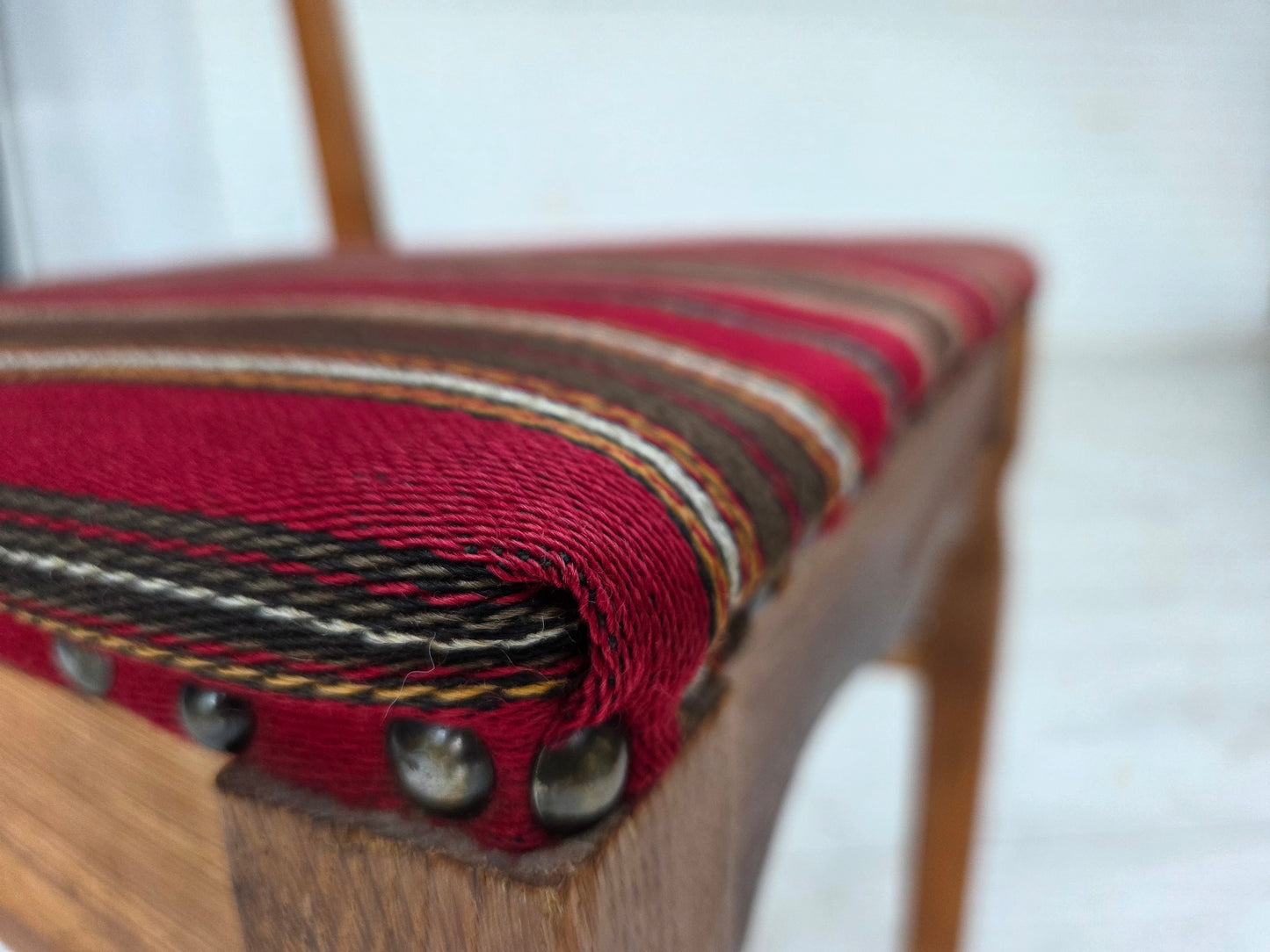 1960s, set of 4 pcs Danish dining chairs, furniture wool, solid oak wood.