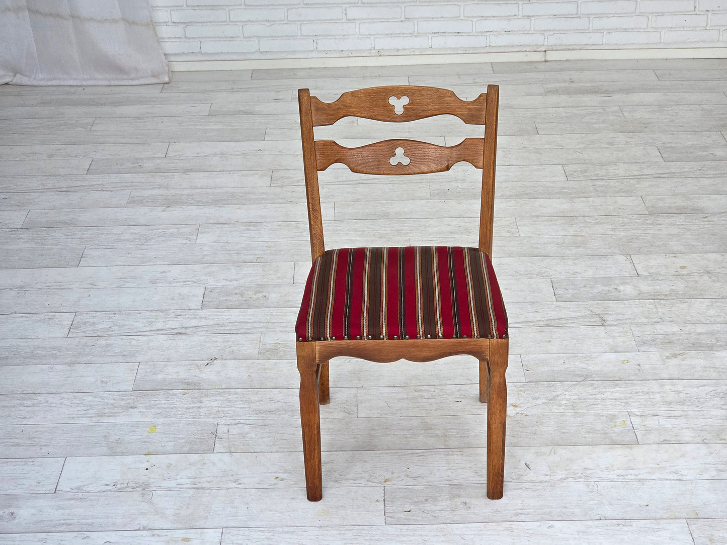 1960s, set of 4 pcs Danish dining chairs, furniture wool, solid oak wood.