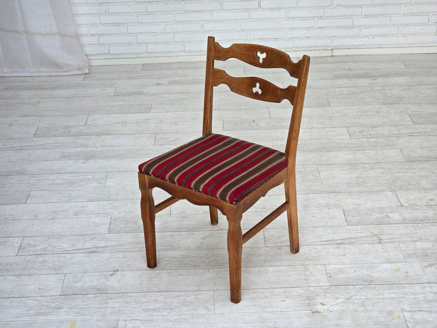 1960s, set of 4 pcs Danish dining chairs, furniture wool, solid oak wood.