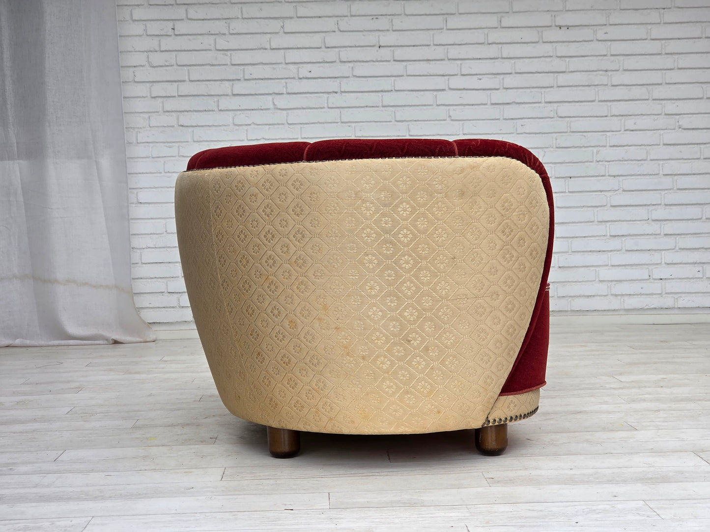 1960s, Danish curved 2-seater sofa, red/beige furniture wool fabric.