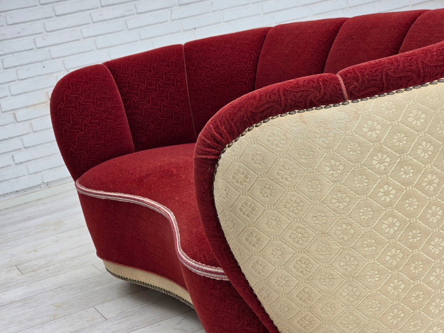 1960s, Danish curved 2-seater sofa, red/beige furniture wool fabric.