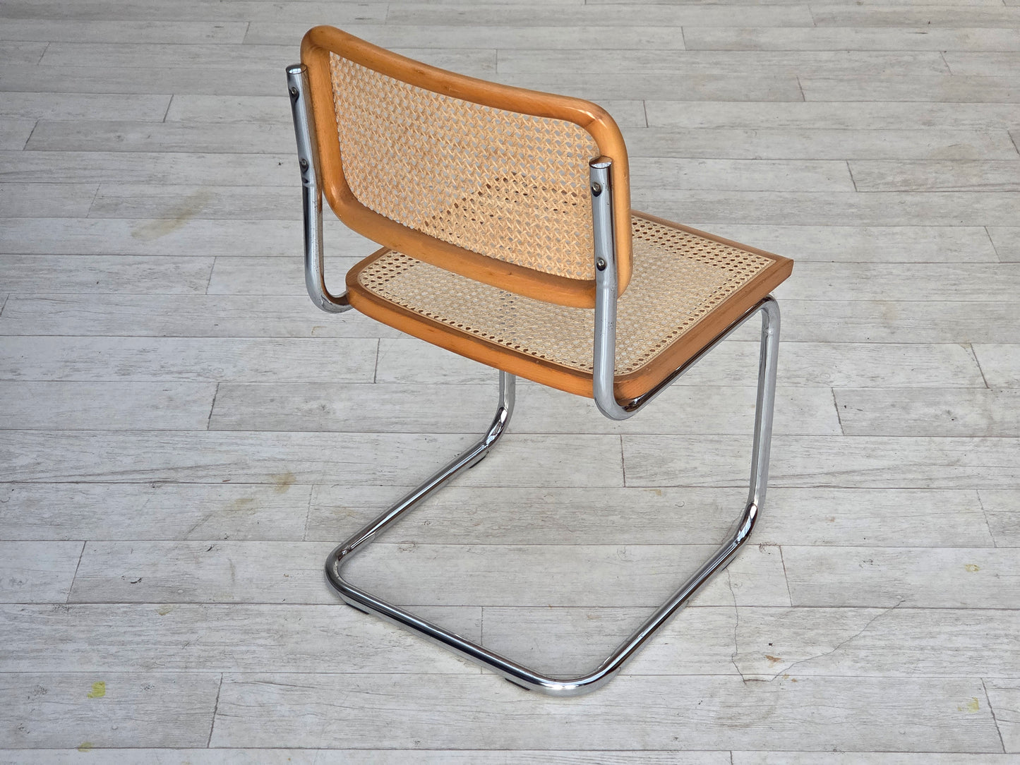 1970s, set of 4 Italian chairs in Bauhaus style, chrome steel, beech wood, furniture mesh.