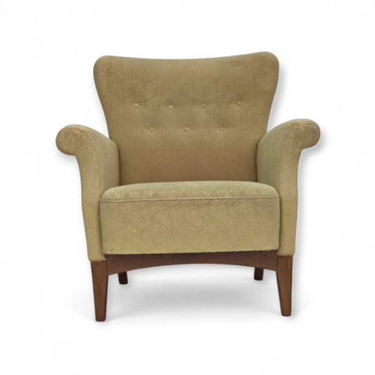 1960s, Danish armchair by Fritz Hansen, series 8000/8020, original condition.