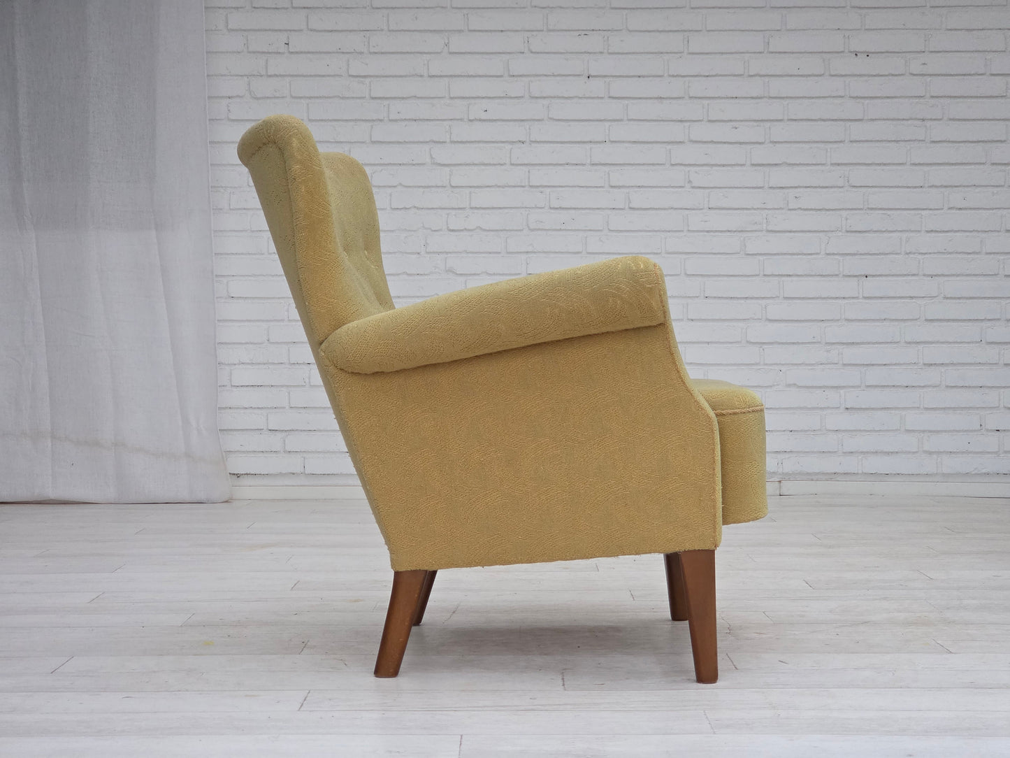 1960s, Danish armchair by Fritz Hansen, series 8000/8020, original condition.