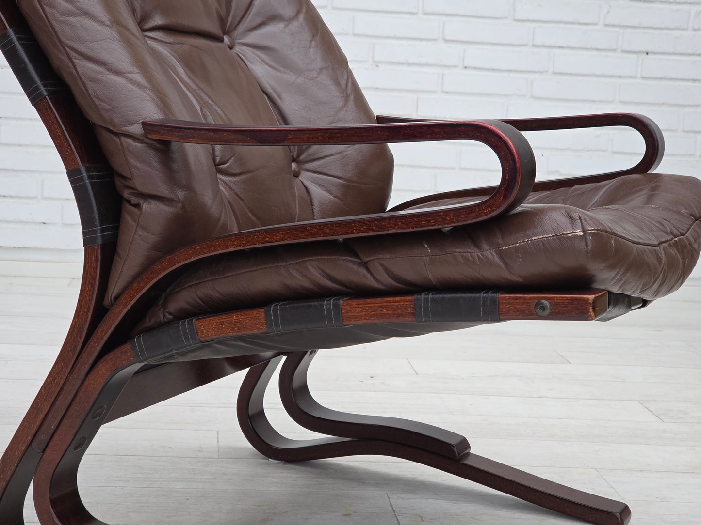 1970s, Norwegian design by Erde & Nordhal Solheim, lounge chair, model "Kengu".