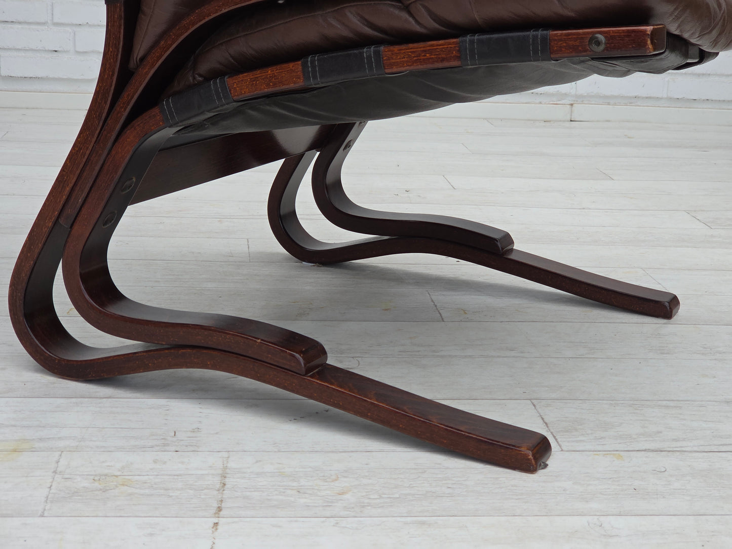 1970s, Norwegian design by Erde & Nordhal Solheim, lounge chair, model "Kengu".