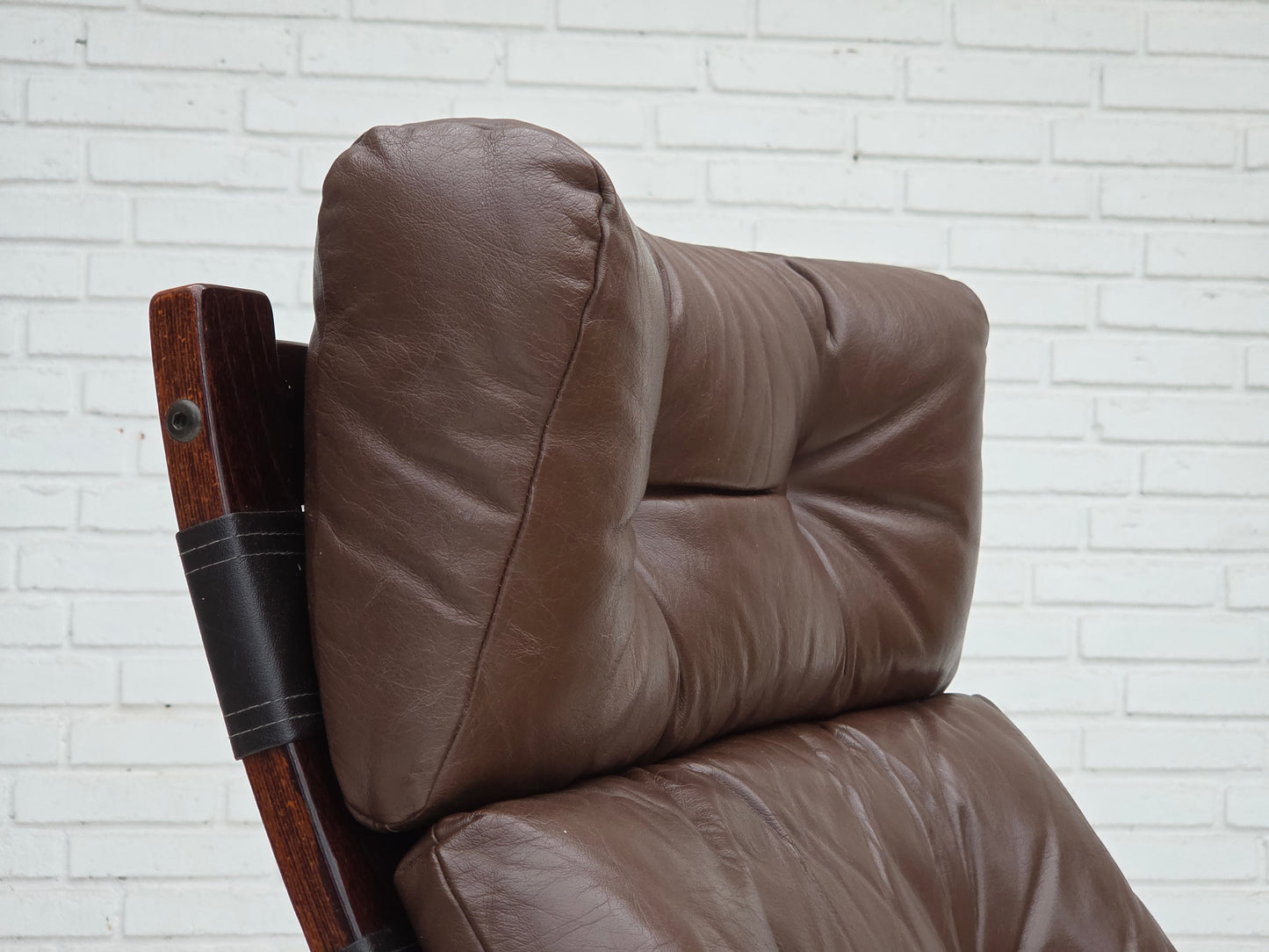 1970s, Norwegian design by Erde & Nordhal Solheim, lounge chair, model "Kengu".