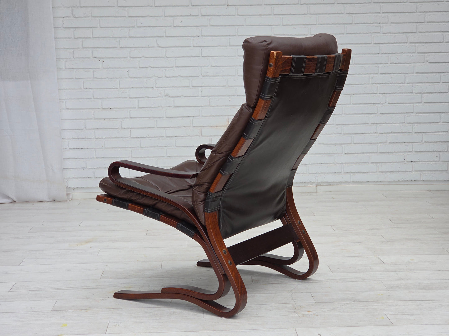 1970s, Norwegian design by Erde & Nordhal Solheim, lounge chair, model "Kengu".