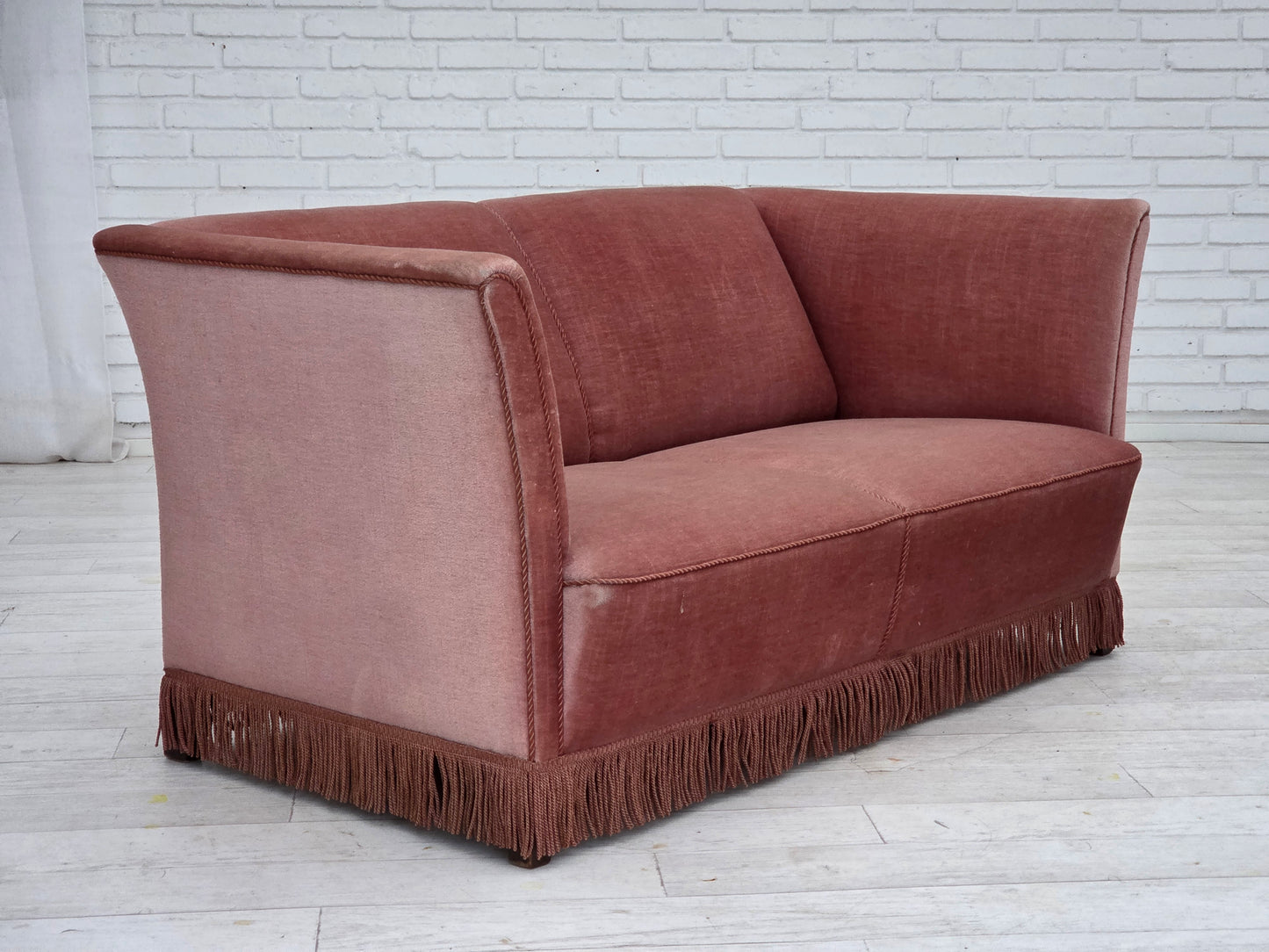 1970s, Danish 2-seater sofa, original salmon pink furniture velour.