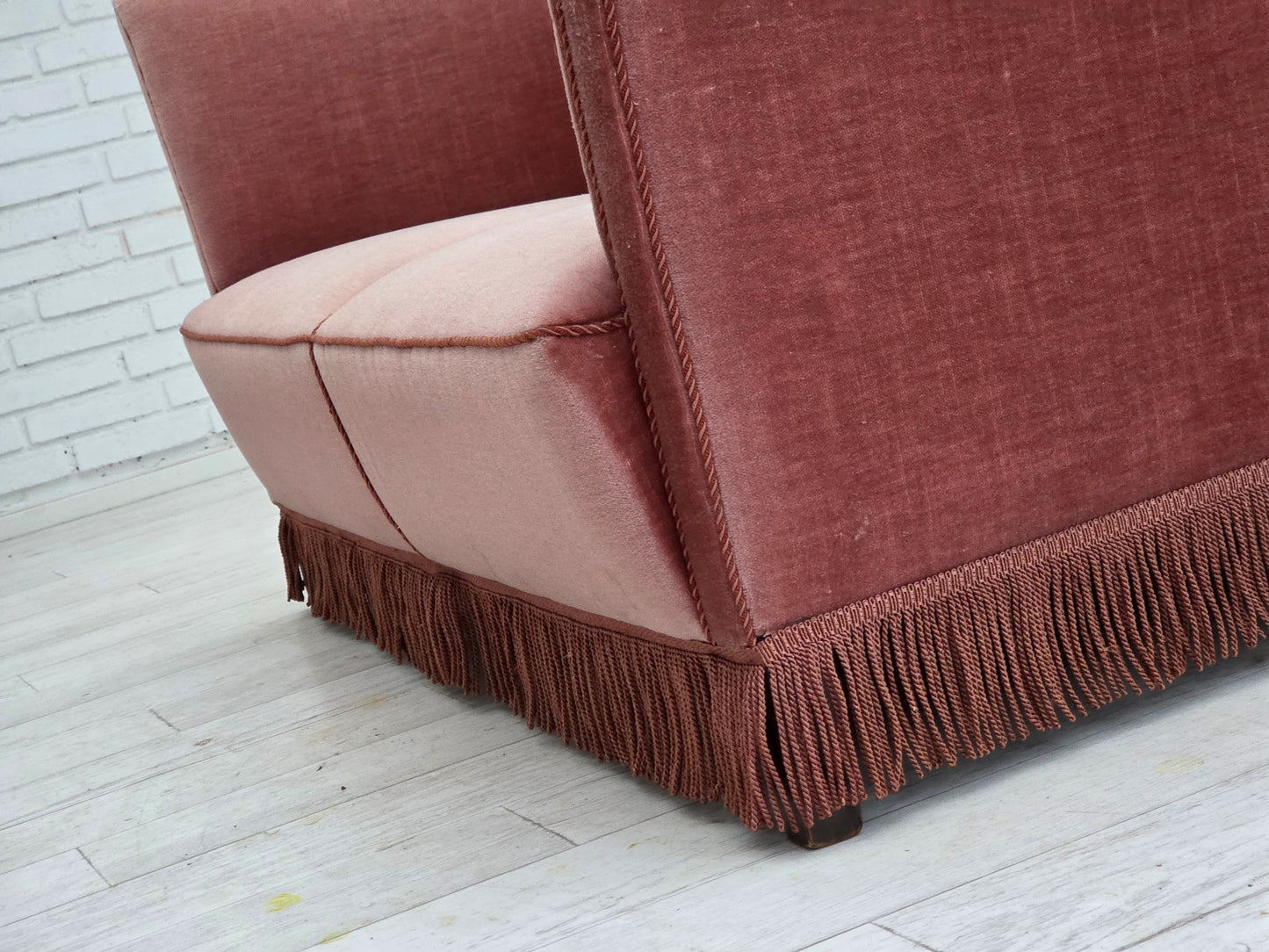 1970s, Danish 2-seater sofa, original salmon pink furniture velour.