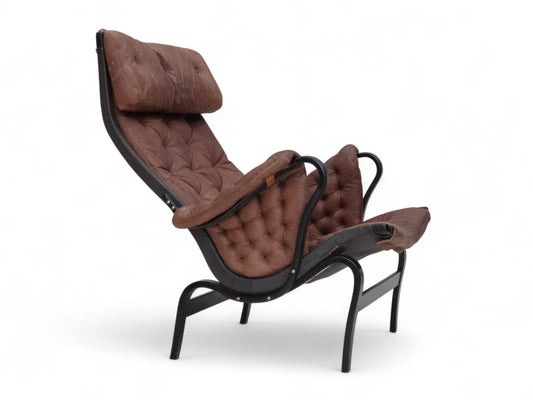 1970s, Swedish design by Bruno Mathsson, model "Pernilla",  furniture leather.