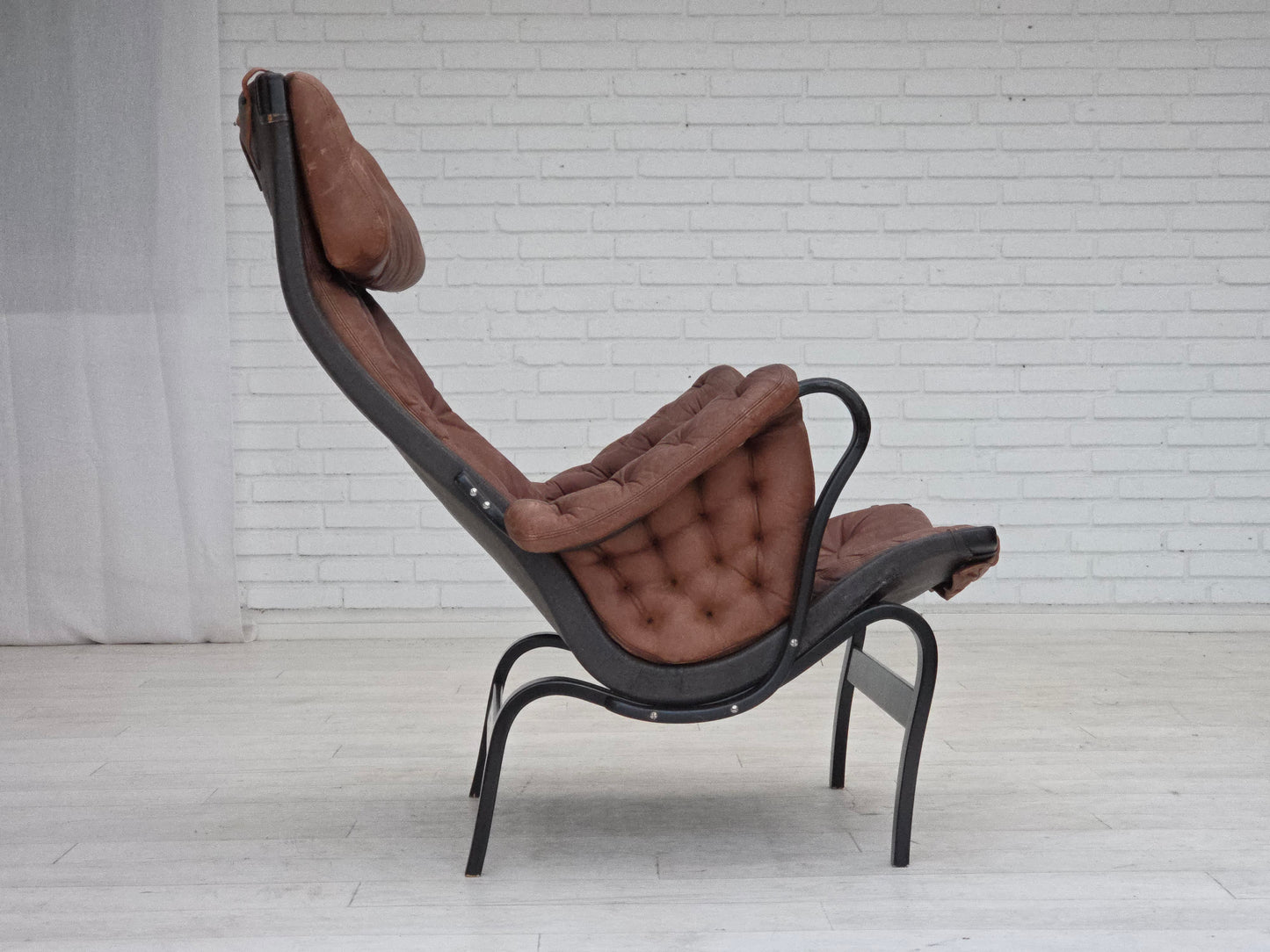 1970s, Swedish design by Bruno Mathsson, model "Pernilla",  furniture leather.