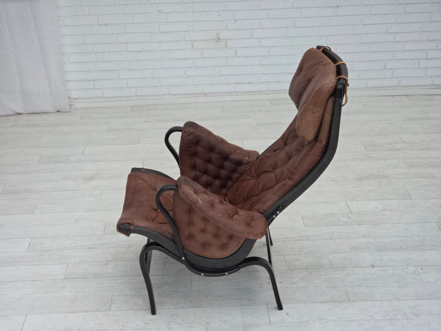 1970s, Swedish design by Bruno Mathsson, model "Pernilla",  furniture leather.
