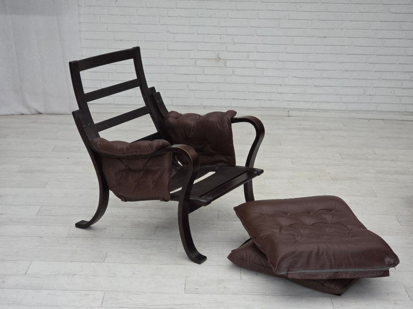 1970s, Scandinavian vintage design, armchair, brown leather, bent wood.