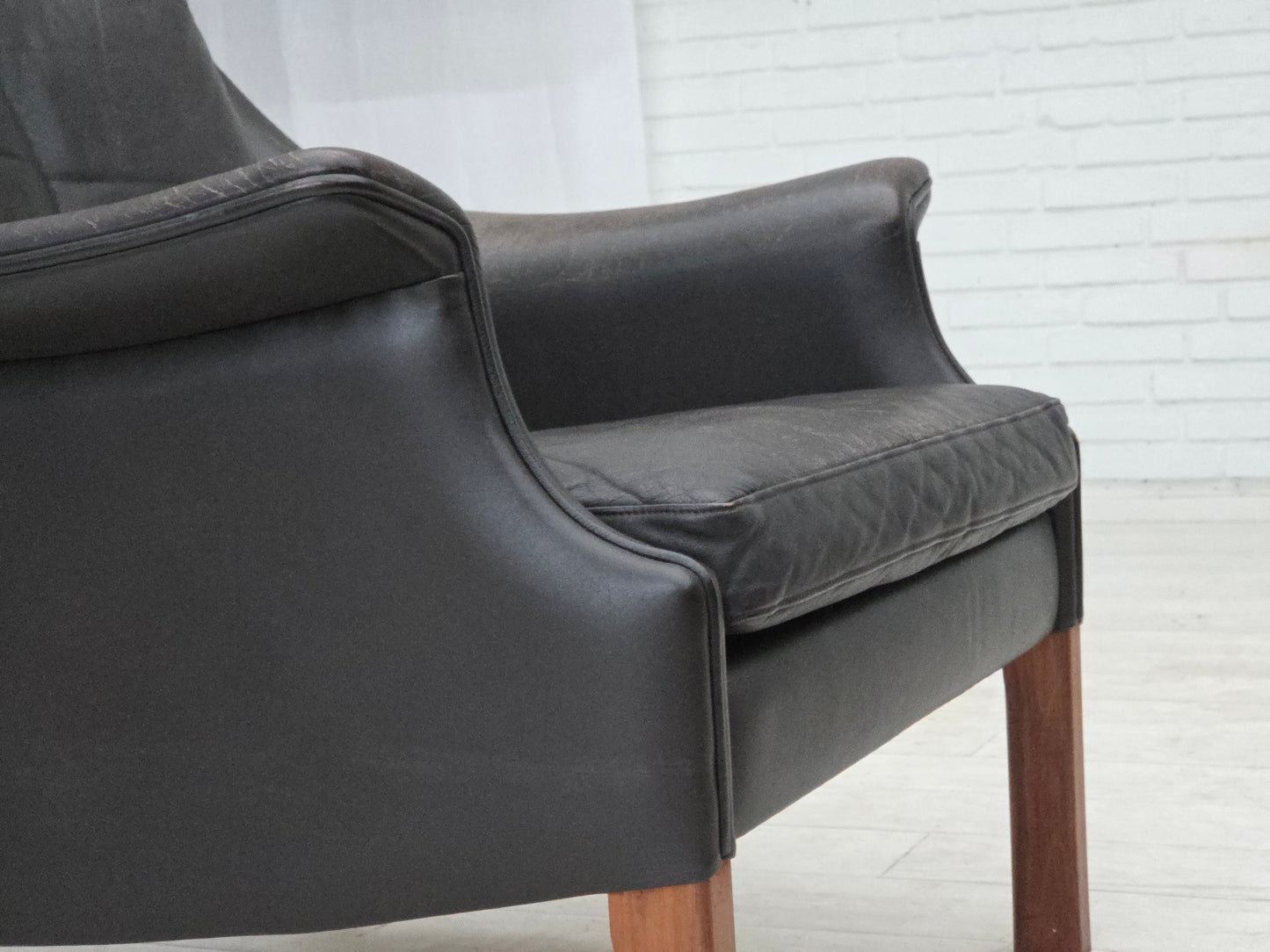 1970s, Danish design by Aage Christensen, armchair, model “Monark“, leather, teak wood.