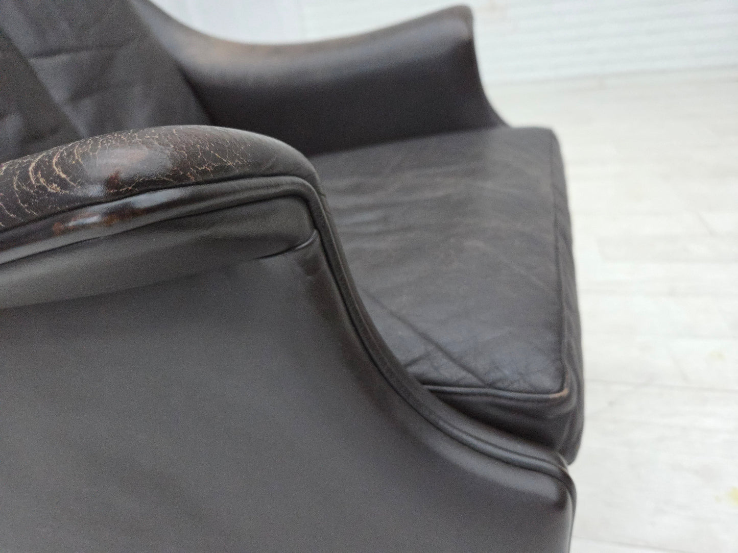 1970s, Danish design by Aage Christensen, armchair, model “Monark“, leather, teak wood.