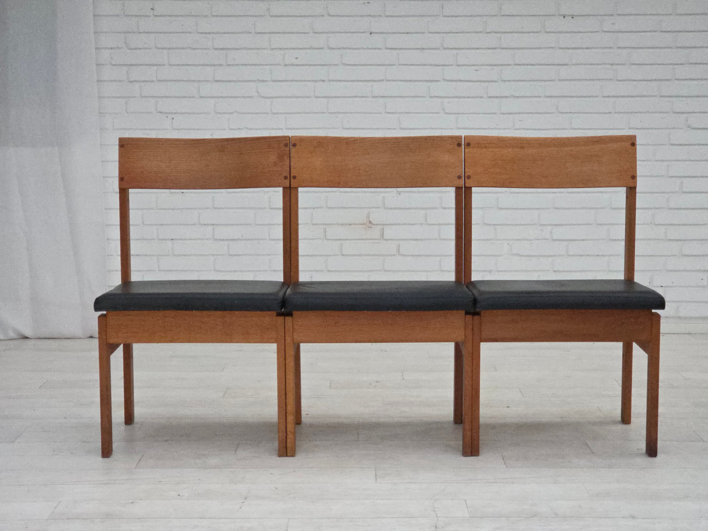 1970s, Danish design by Børge Mogensen, set of 3 church chairs, leather, oak wood.