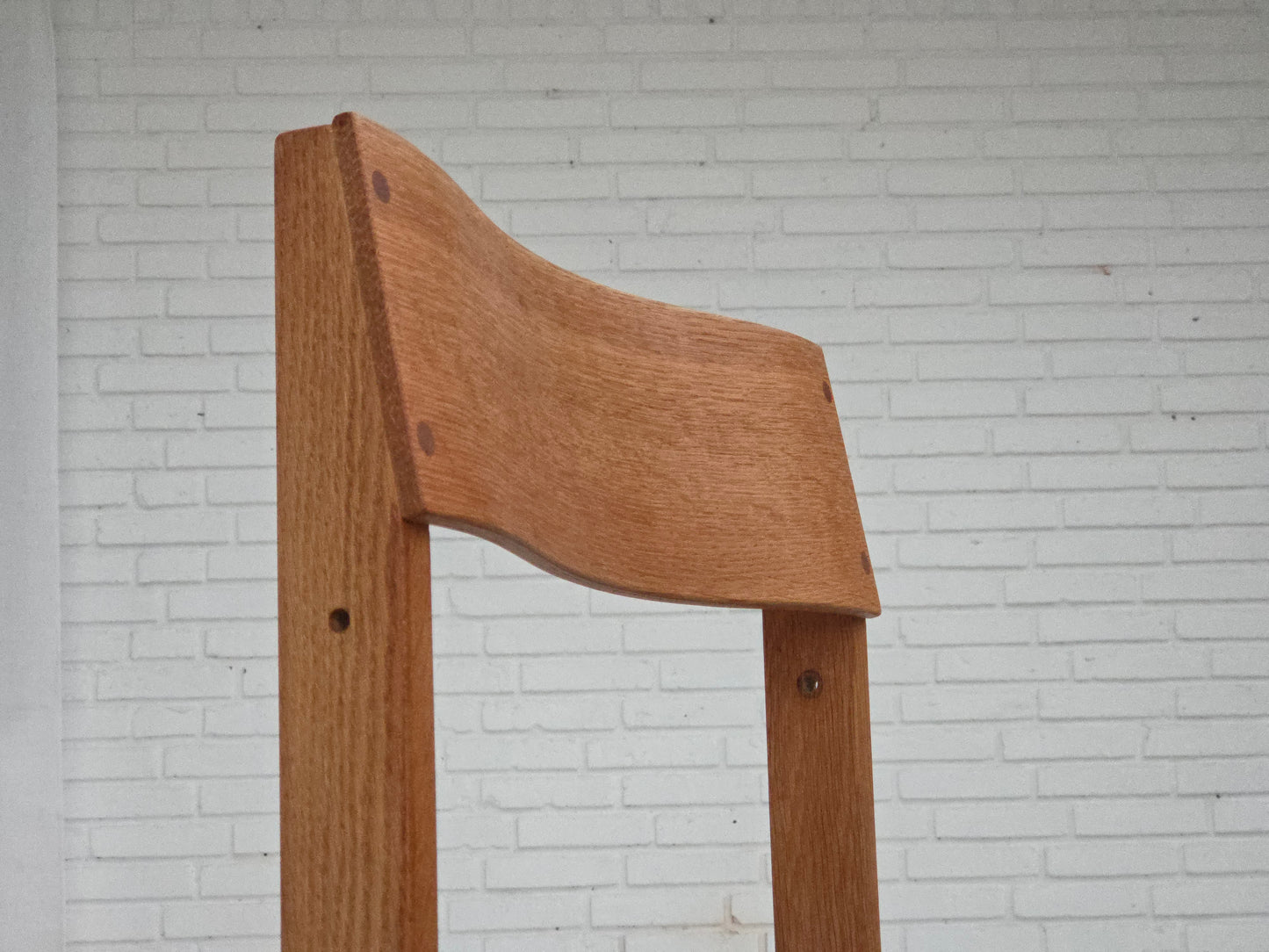 1970s, Danish design by Børge Mogensen, set of 3 church chairs, leather, oak wood.