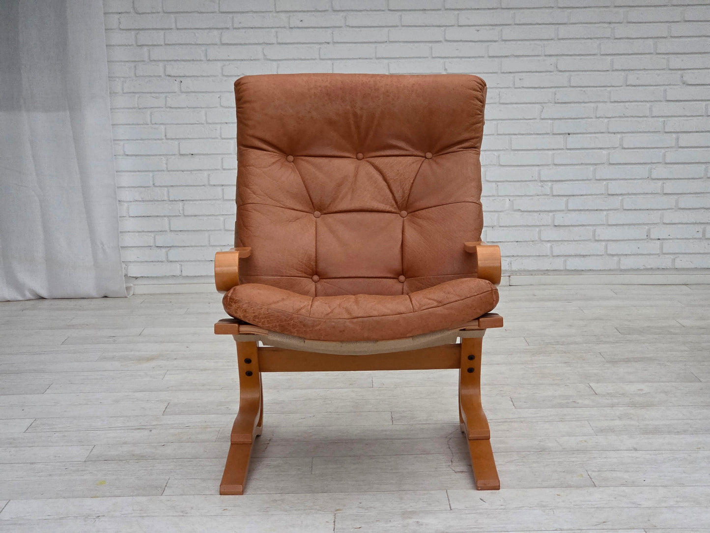 1970s, Norwegian armchair, model "Kengu", furniture leather.