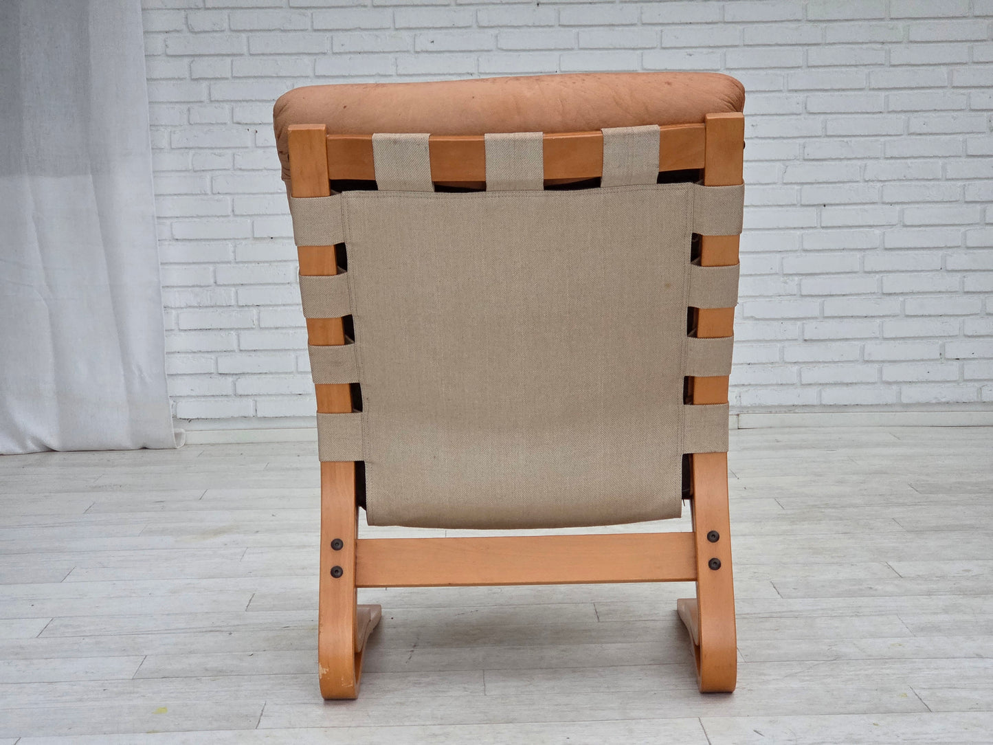 1970s, Norwegian armchair, model "Kengu", furniture leather.