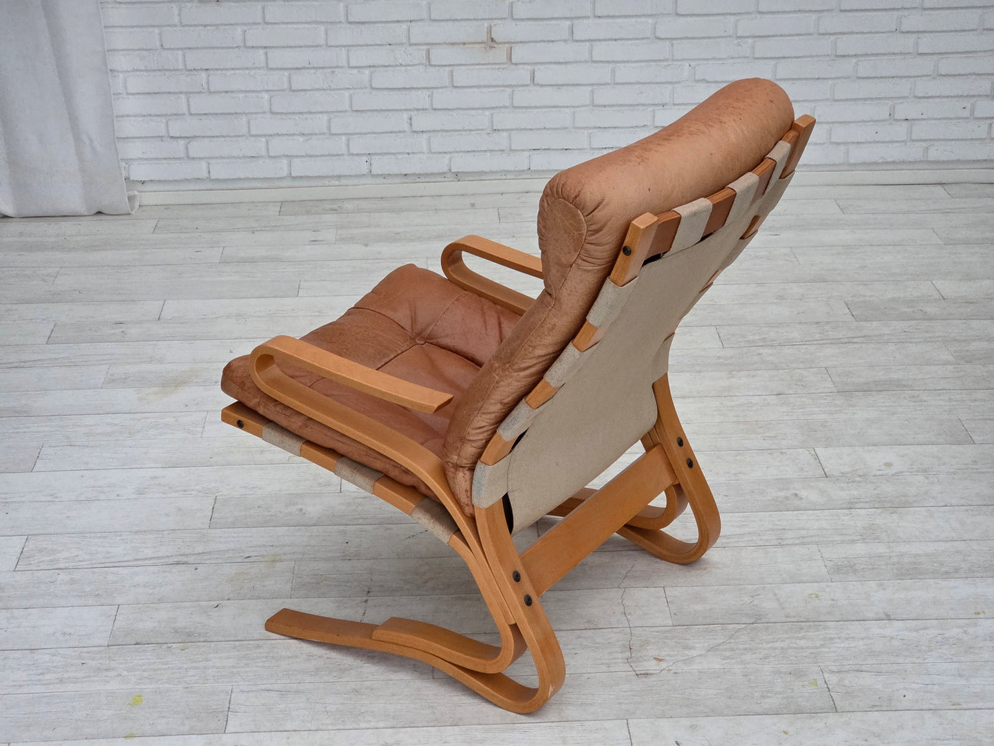 1970s, Norwegian armchair, model "Kengu", furniture leather.