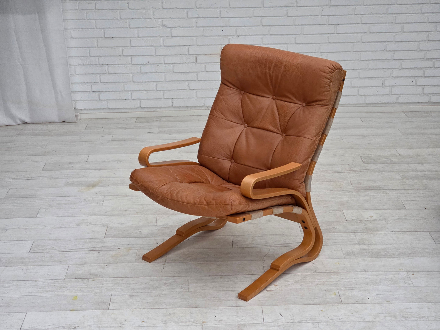 1970s, Norwegian armchair, model "Kengu", furniture leather.