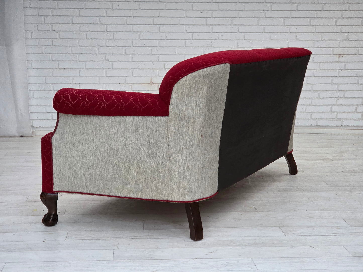 1950s, Danish 3-seater sofa, red and light grey furniture wool, carved oak wood.