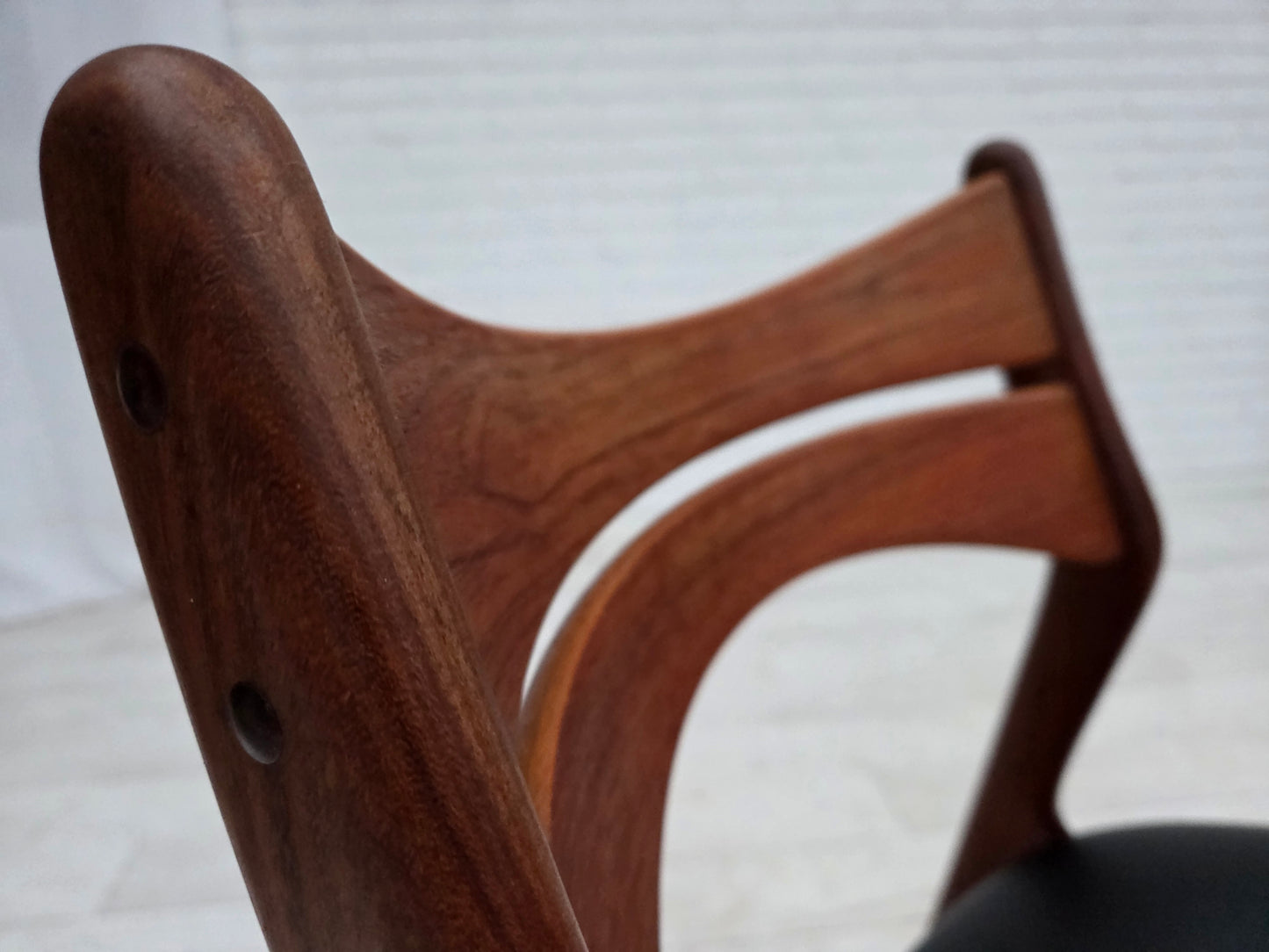 1960s, set of 4 reupholstered Danish dining chairs, design by Erik Buck, model 310.