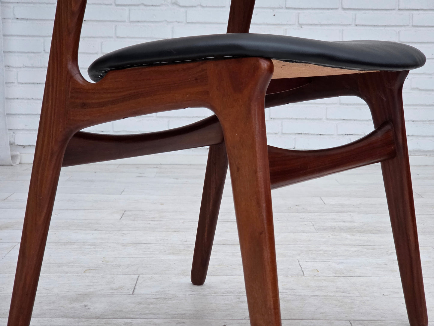 1960s, set of 4 reupholstered Danish dining chairs, design by Erik Buck, model 310.