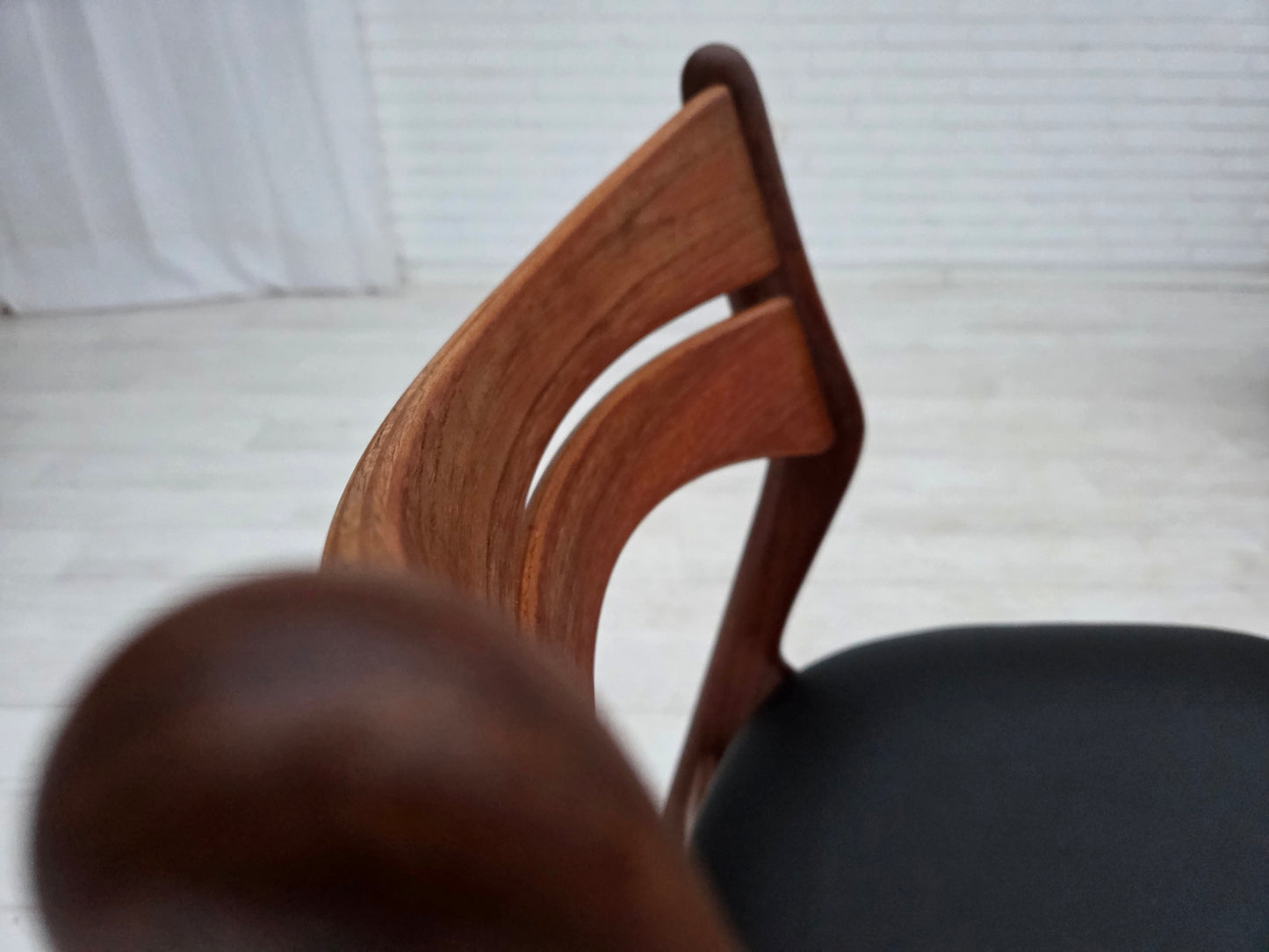 1960s, set of 4 reupholstered Danish dining chairs, design by Erik Buck, model 310.