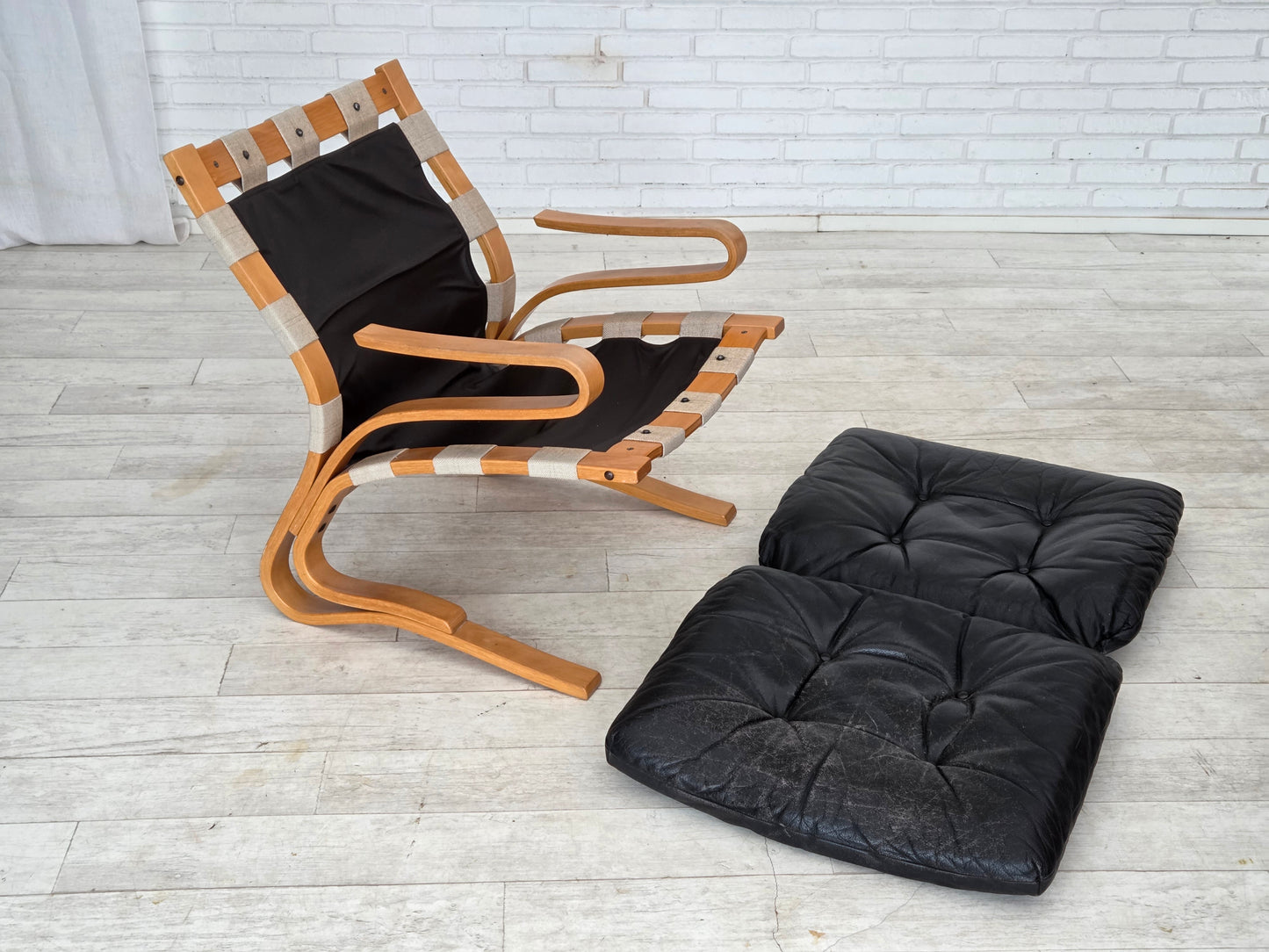 1970s, Norwegian design, armchair model "Kengu", leather, bent wood.