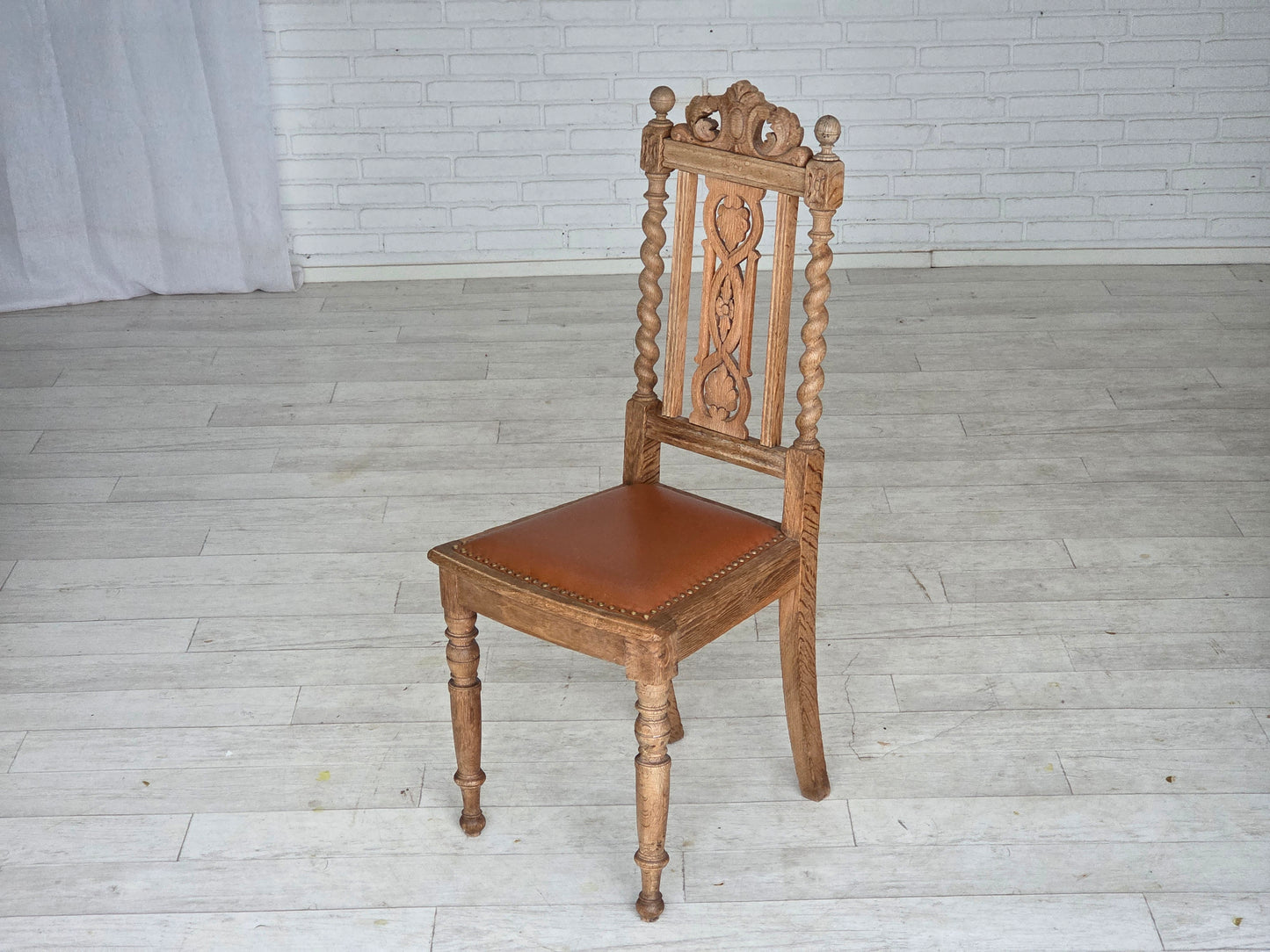1930s, set of 4 Danish dining chairs, carved oak wood, furniture leather.