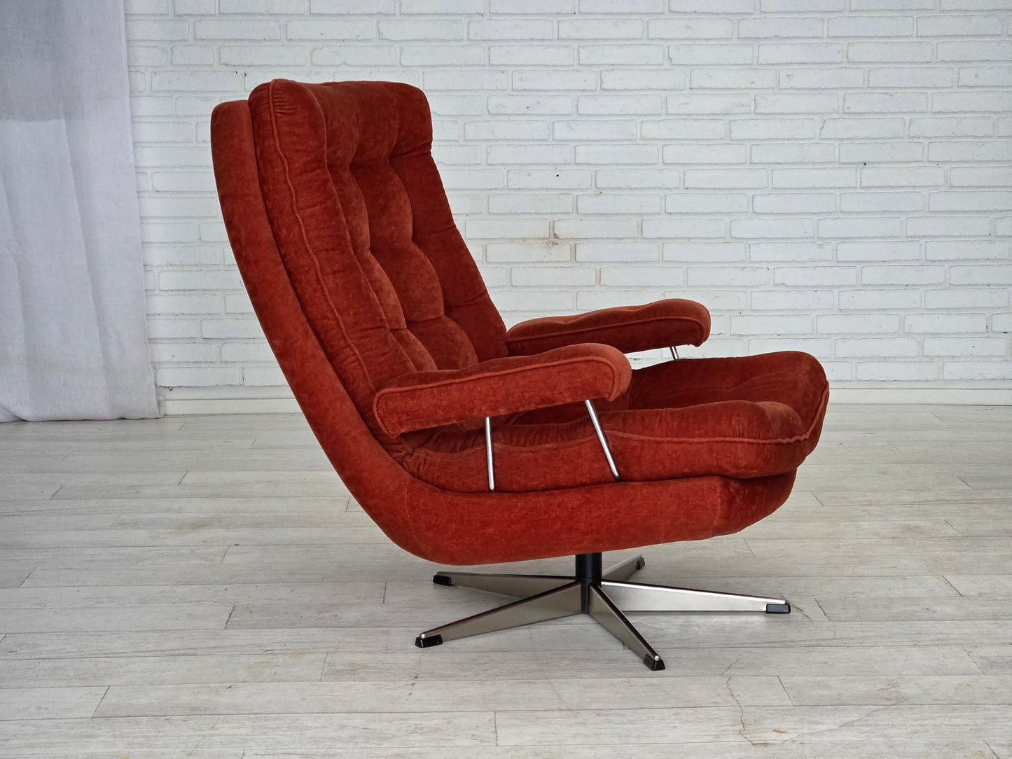 1970s, Swedish swivel armchair by Ulferts Sweden, furniture velour.