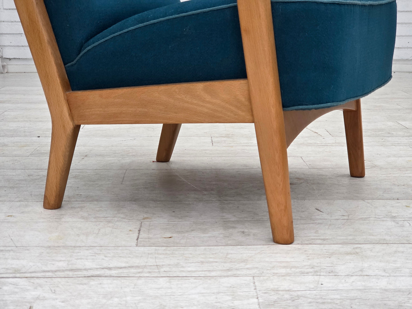 1970s, Danish armchair by Fritz Hansen, furniture wool, lacquered beech wood.