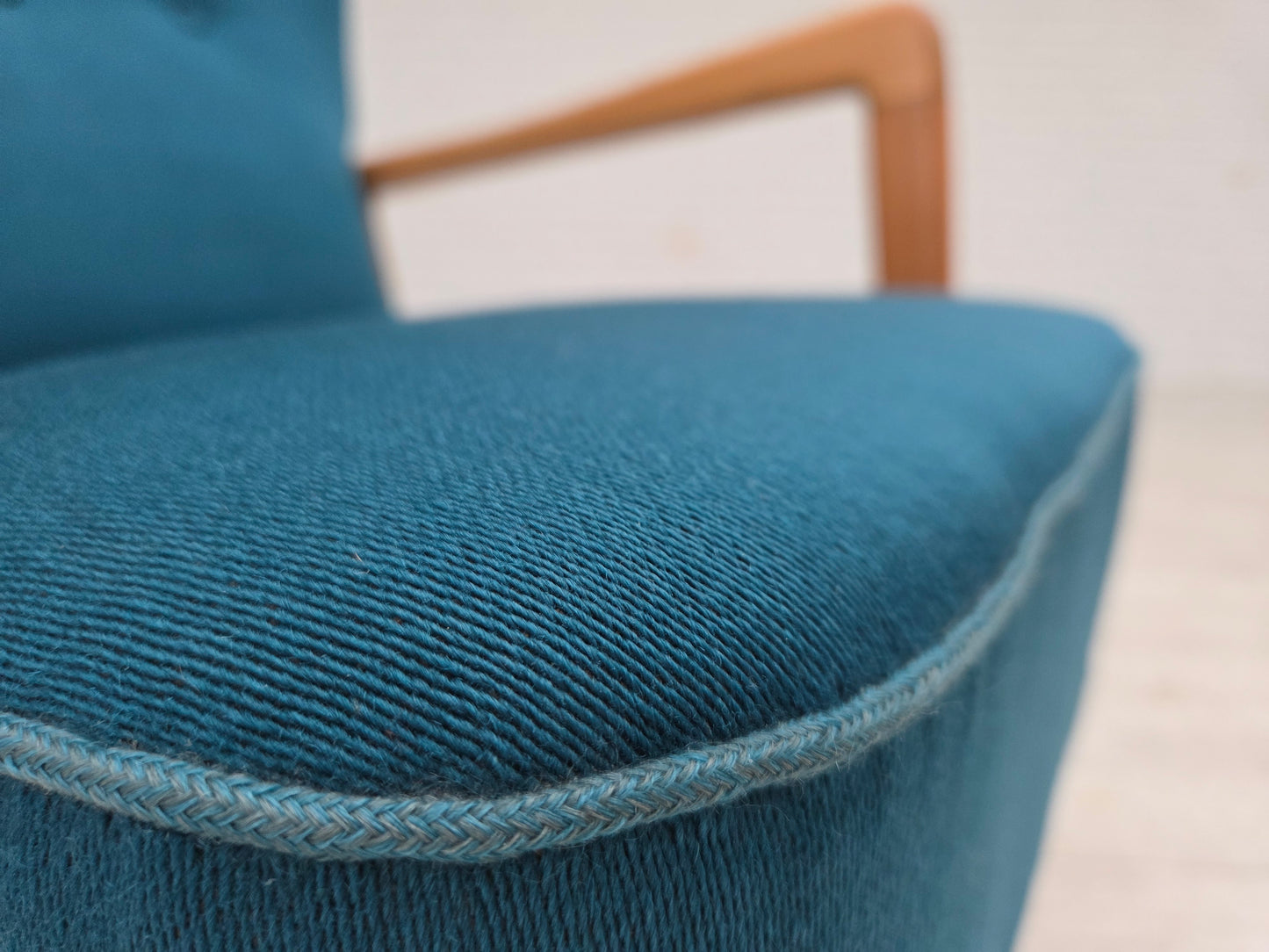 1970s, Danish armchair by Fritz Hansen, furniture wool, lacquered beech wood.