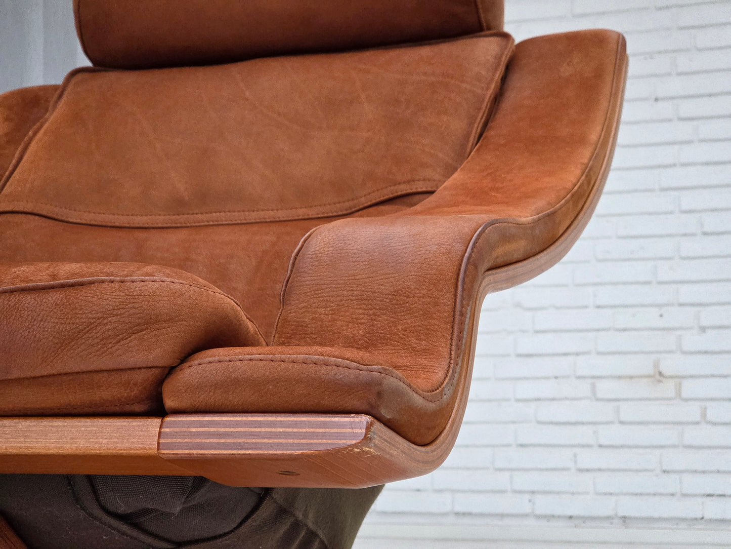 1980s, Swedish swivel armchair, nubuck leather, canvas, bent beech wood.