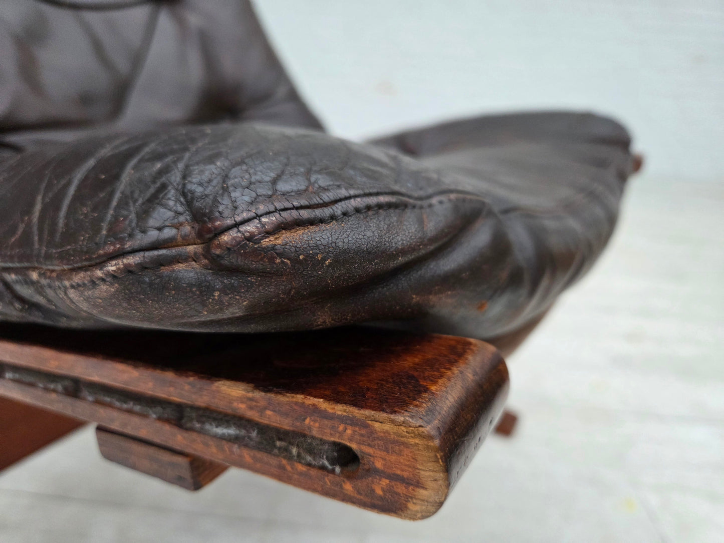1970s, Norwegian design by Ingmar Relling, model "Siesta", furniture leather.