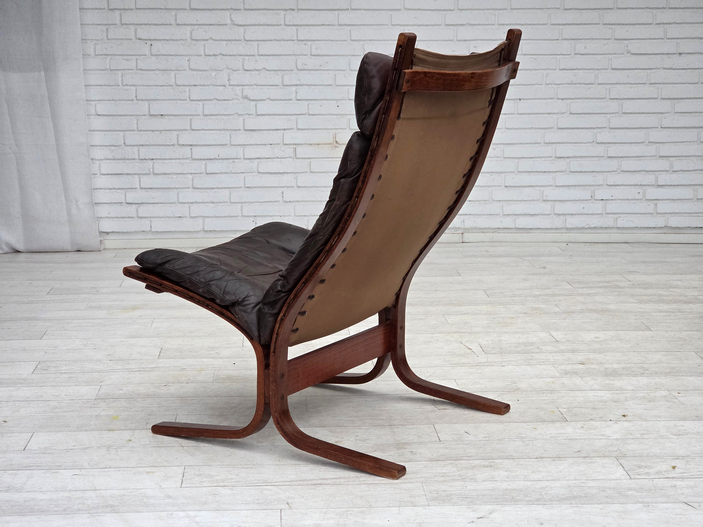 1970s, Norwegian design by Ingmar Relling, model "Siesta", furniture leather.