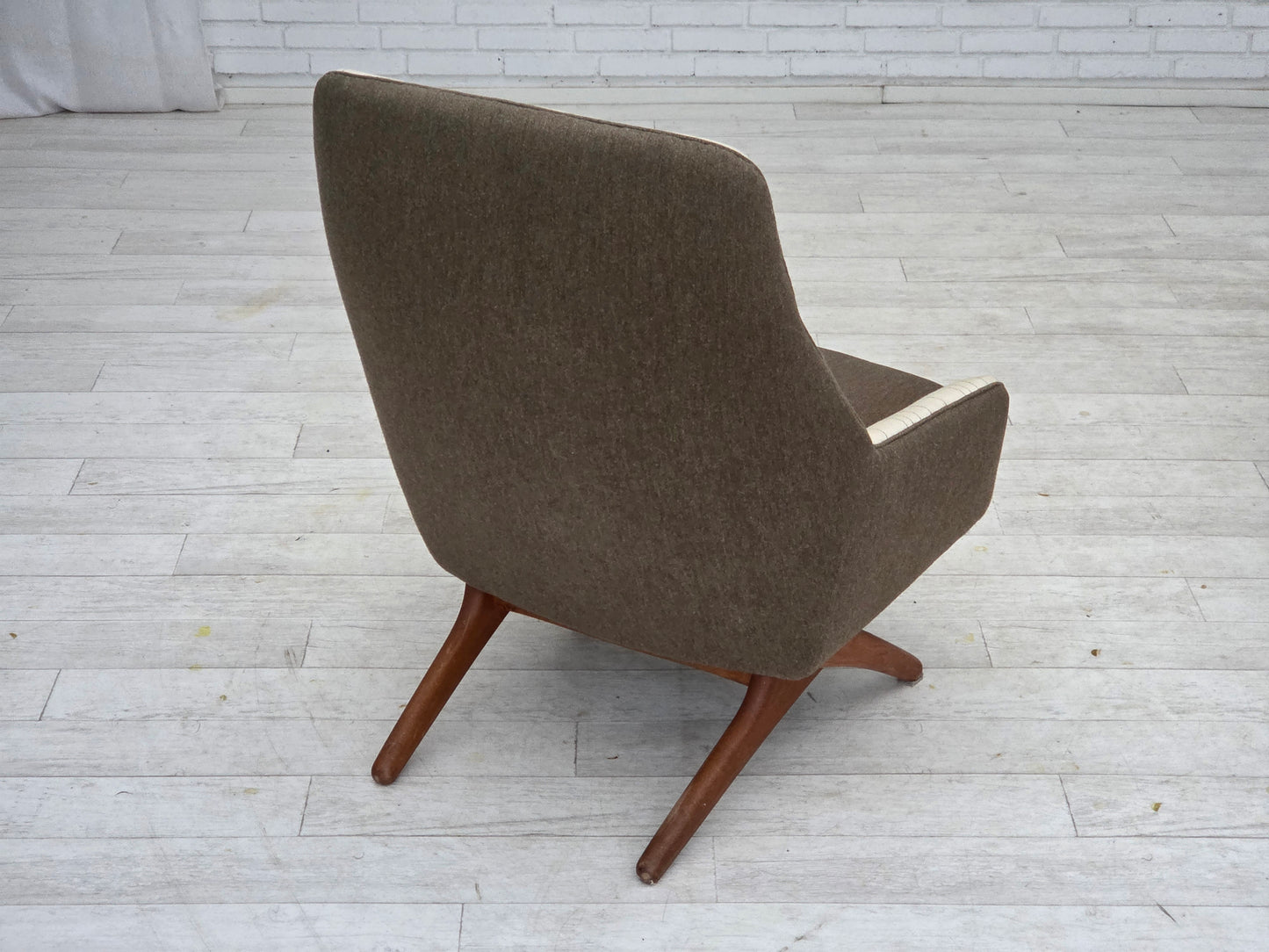1970s, Danish design by Illum Wikkelsø, furniture wool fabric, oak wood legs.