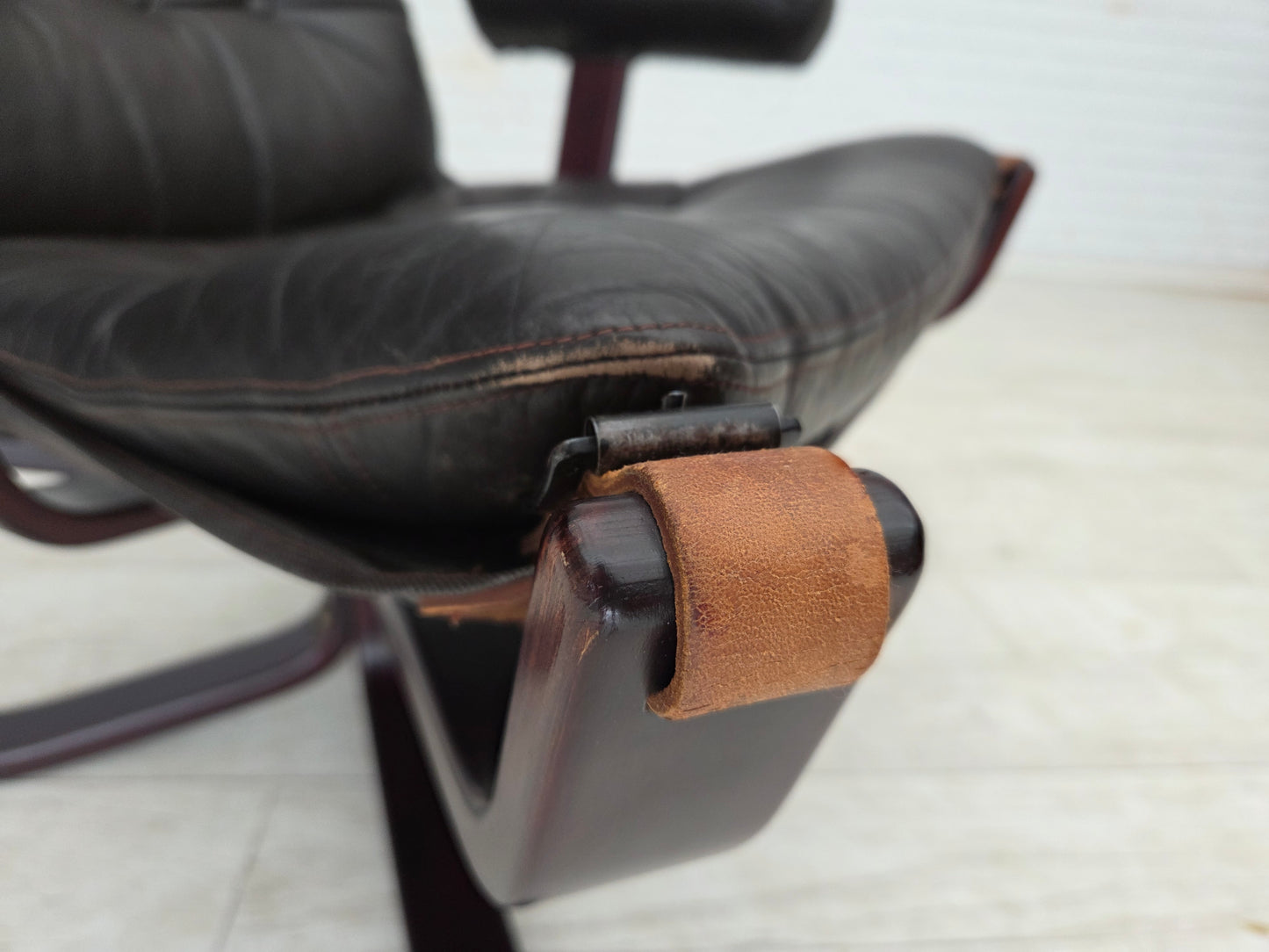1970s, Norwegian design by Sigurd Ressel, lounge chair model "Falcon".