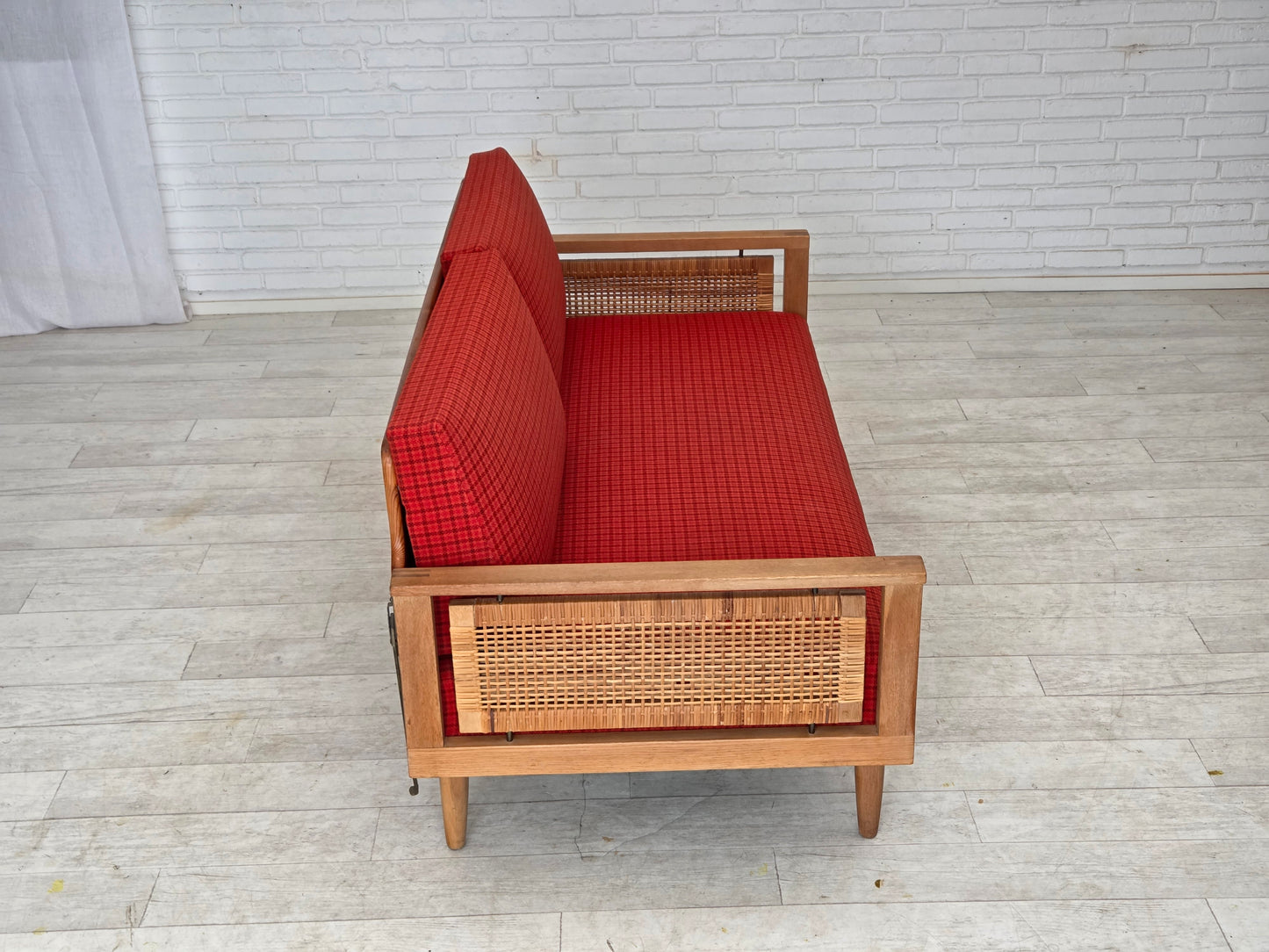 1970s, Danish drop-arm daybed/sofa by Illum Wikkelsø, furniture wool.
