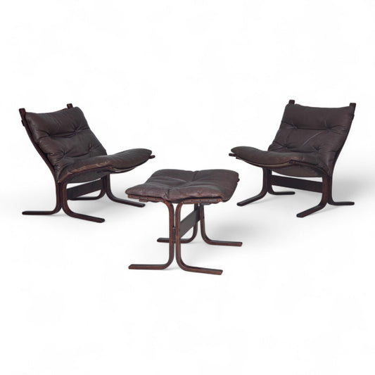 1970s, Norwegian design by Ingmar Relling, model "Siesta", set of 2 chairs with footstool.