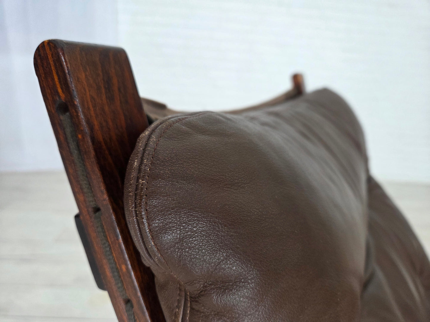 1970s, Norwegian design by Ingmar Relling, model "Siesta", set of 2 chairs with footstool.