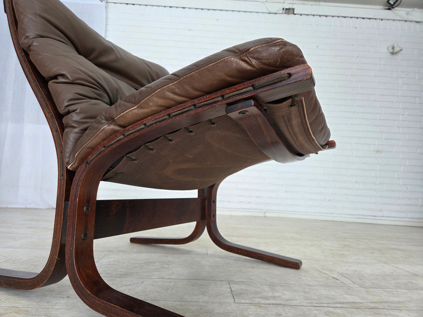 1970s, Norwegian design by Ingmar Relling, model "Siesta", set of 2 chairs with footstool.