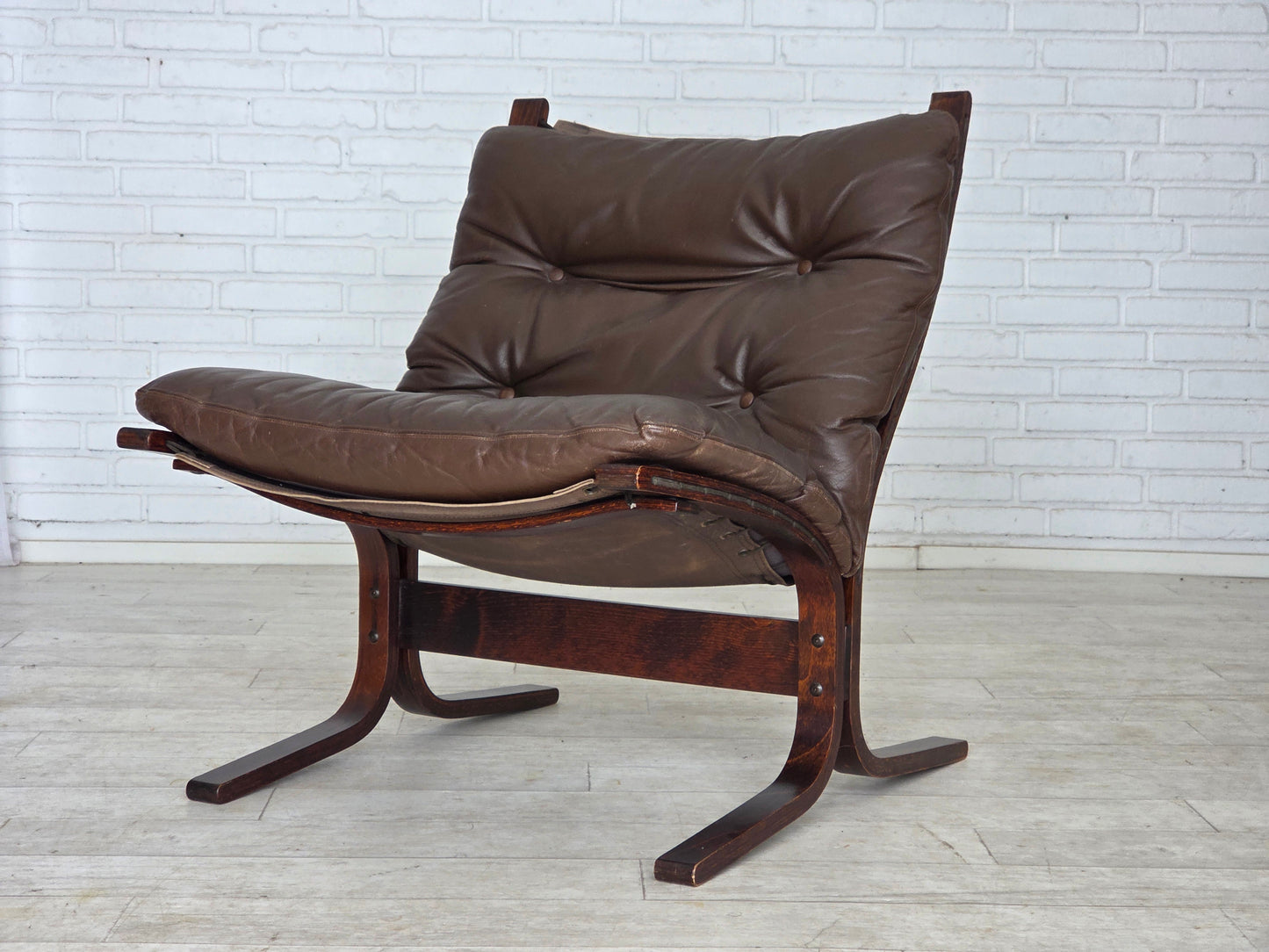 1970s, Norwegian design by Ingmar Relling, model "Siesta", set of 2 chairs with footstool.