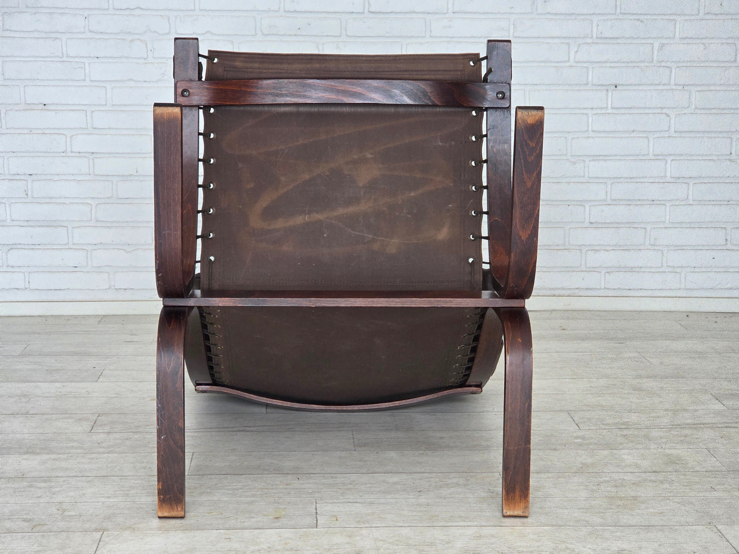 1970s, Norwegian design by Ingmar Relling, model "Siesta", set of 2 chairs with footstool.