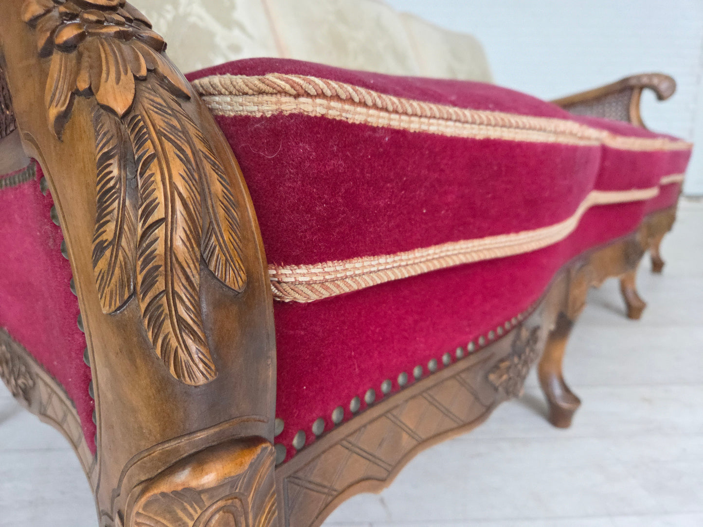 1930s, Danish 3-seater sofa, red furniture velour, furniture mesh.